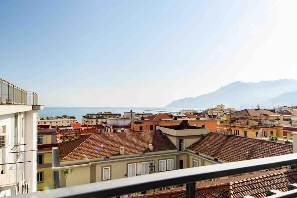 Casa Vivi Apartment Salerno Exterior photo
